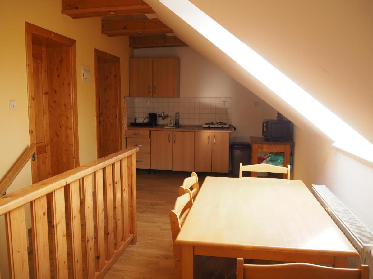 Privat Alenka Hotell Liptovský Mikuláš Exteriör bild