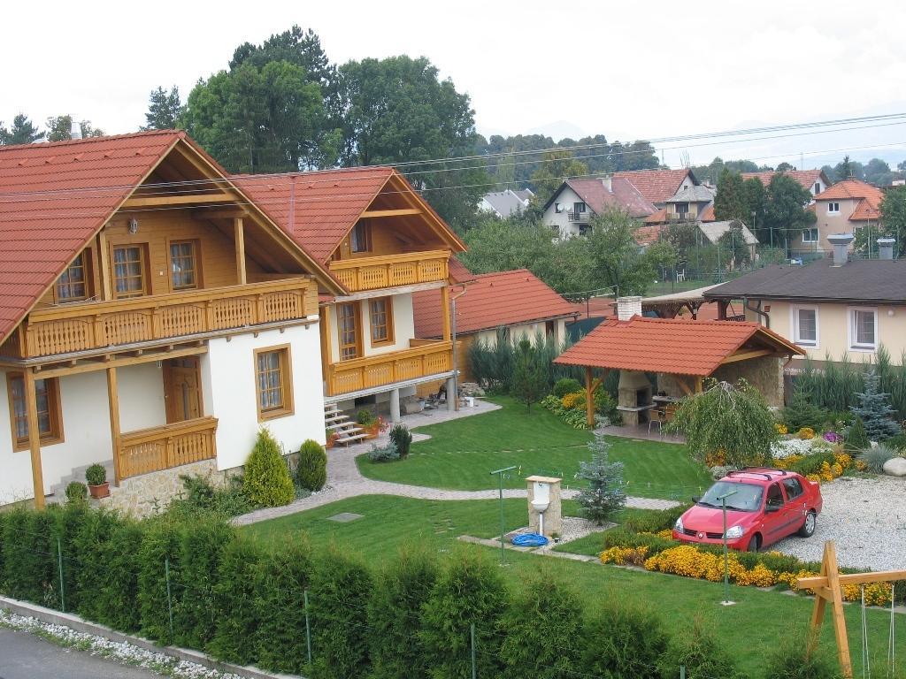 Privat Alenka Hotell Liptovský Mikuláš Exteriör bild